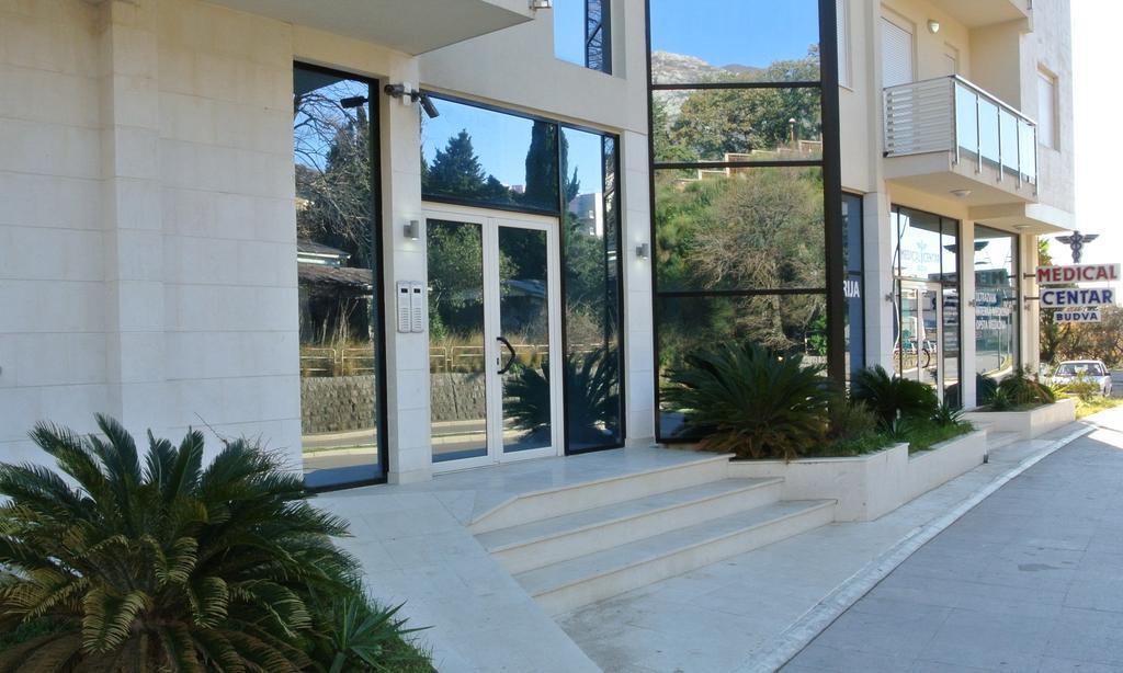Apartments Crystall Μπούντβα Εξωτερικό φωτογραφία