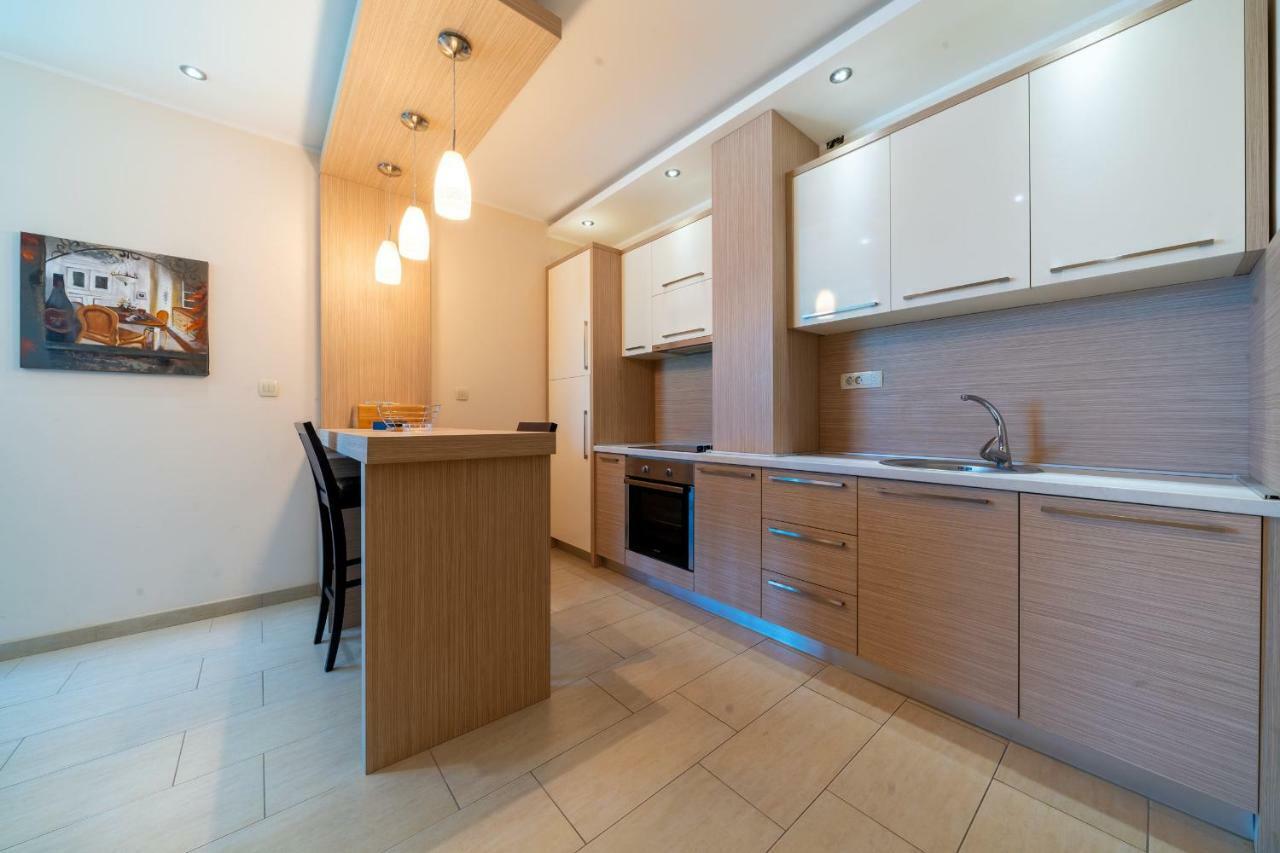 Apartments Crystall Μπούντβα Εξωτερικό φωτογραφία