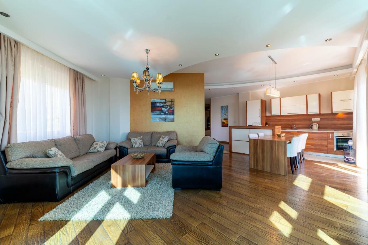 Apartments Crystall Μπούντβα Εξωτερικό φωτογραφία