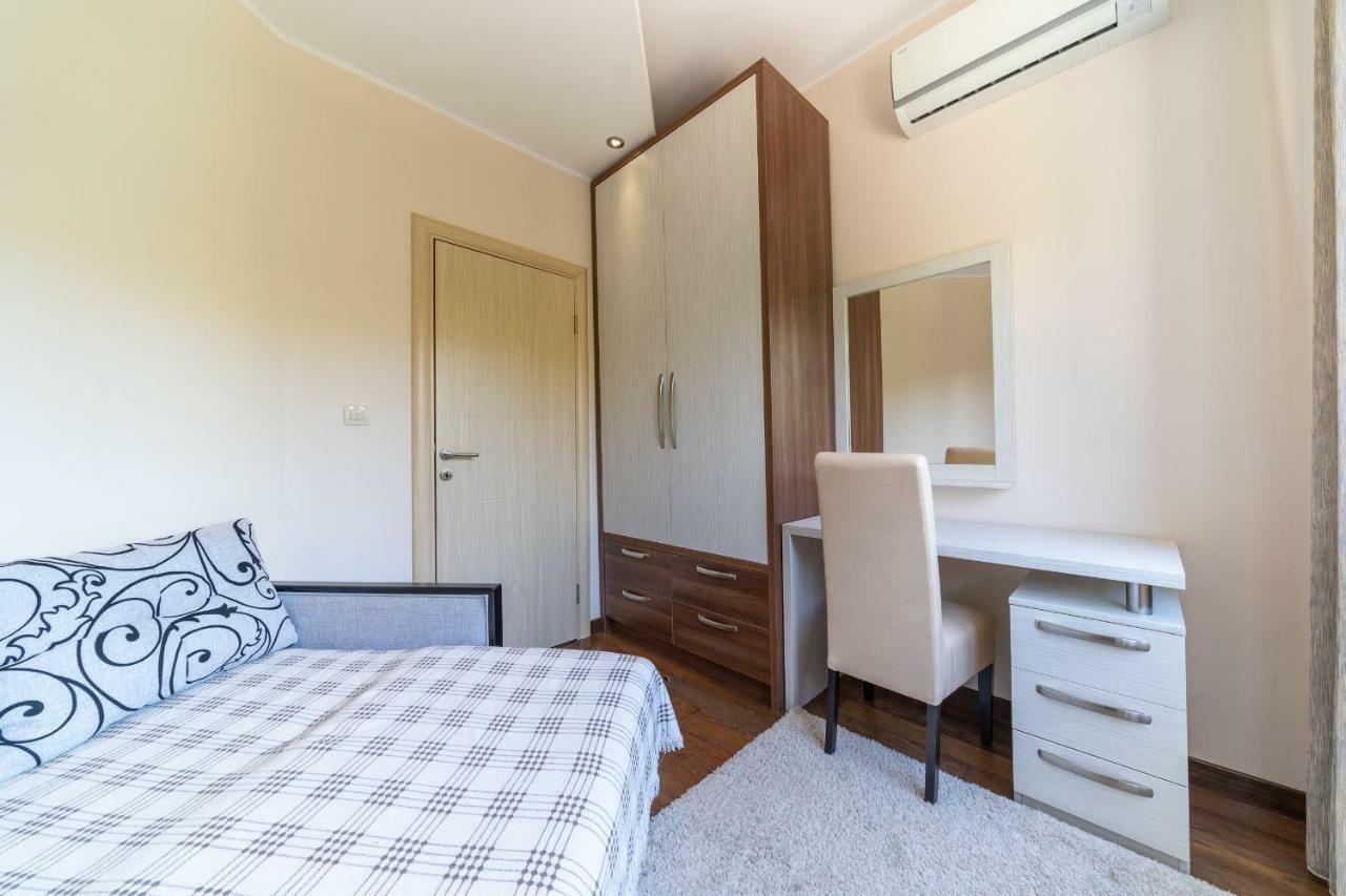 Apartments Crystall Μπούντβα Εξωτερικό φωτογραφία